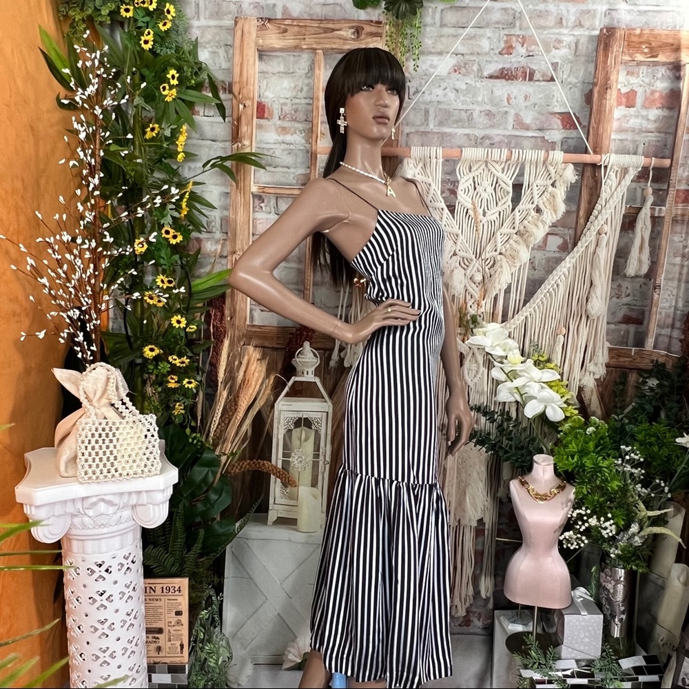 Elizabeth & James Navy combo, Jewel. Midi dress - Picture 10 of 16